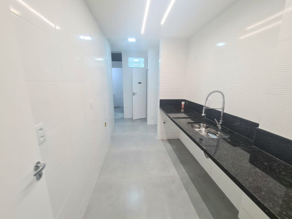 Imagem Apartamento com 3 Quartos à Venda,  em Copacabana - Rio de Janeiro