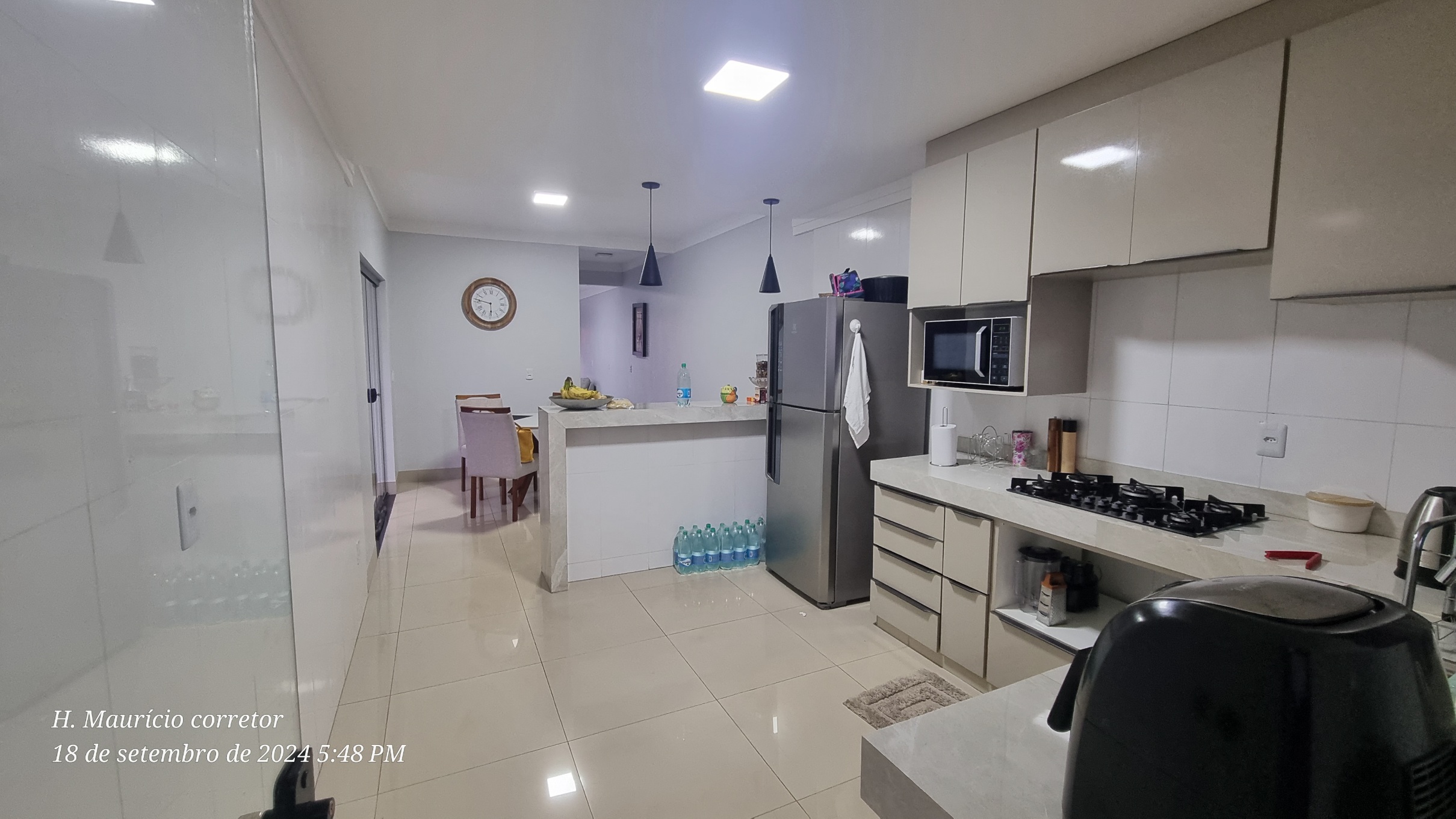 Imagem Sobrado com 4 Quartos à Venda, 174 m²em Residencial Alice Barbosa - Goiânia Imagem Sobrado com 4 Quartos à Venda, 174 m²em Residencial Alice Barbosa - Goiânia