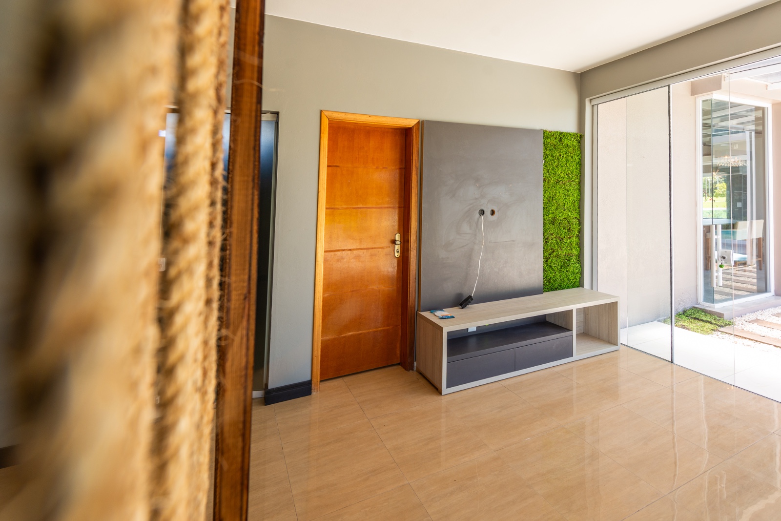 Imagem Casa de Condomínio com 4 Quartos à Venda, 214 m²em centro - Tramandaí Imagem Casa de Condomínio com 4 Quartos à Venda, 214 m²em centro - Tramandaí