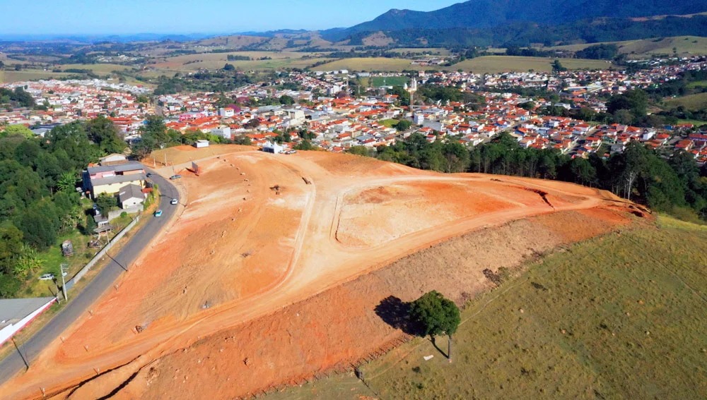 Imagem Terreno à Venda, 200 m²em Centro - Joanópolis Imagem Terreno à Venda, 200 m²em Centro - Joanópolis