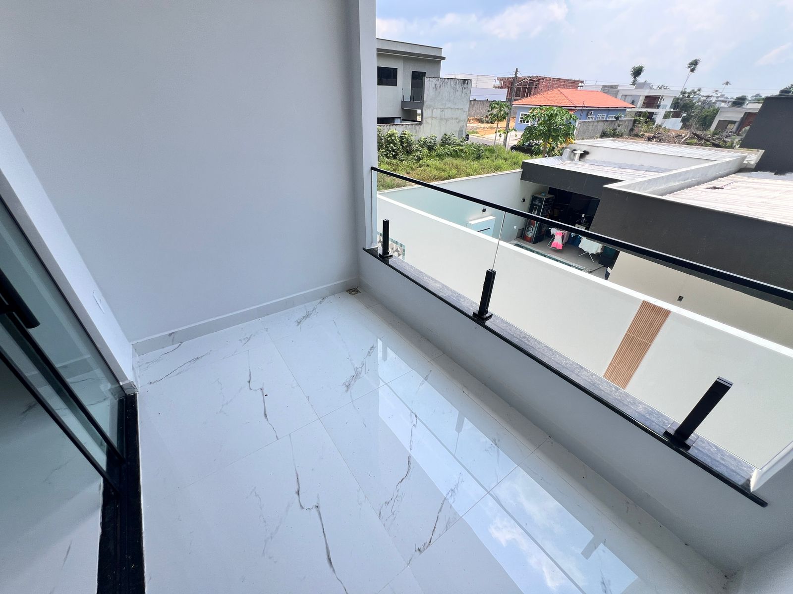 Imagem Casa de Condomínio com 4 Quartos à Venda, 368 m²em Ponta Negra - Manaus Imagem Casa de Condomínio com 4 Quartos à Venda, 368 m²em Ponta Negra - Manaus
