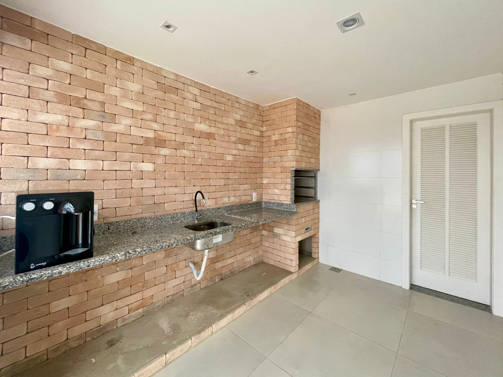 Imagem Terreno em Condomínio à Venda, 1 m²em Pessegueiros - Teresópolis