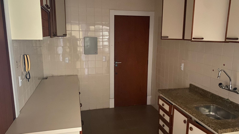 Imagem Apartamento com 3 Quartos à Venda, 110 m² em Comerciário - Criciúma Imagem Apartamento com 3 Quartos à Venda, 110 m² em Comerciário - Criciúma