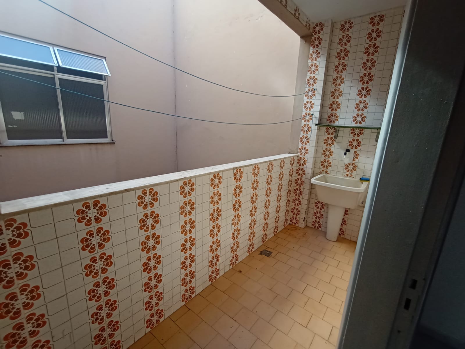 Imagem Apartamento com 2 Quartos à Venda, 70 m²em Bancários - Rio de Janeiro
