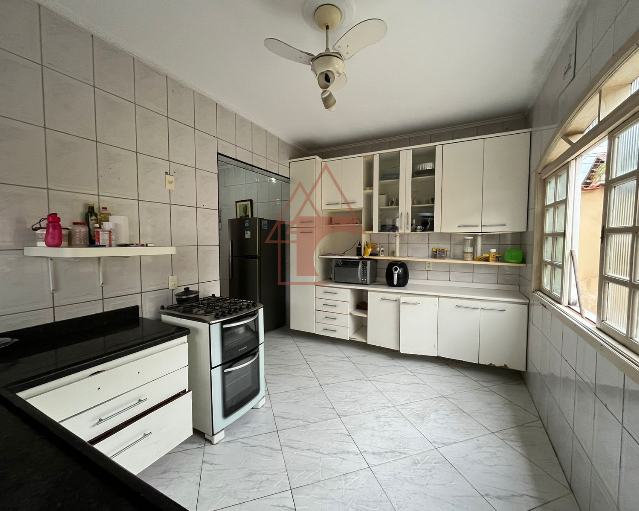 Imagem Sobrado com 4 Quartos à Venda, 162 m² em Vila Ponte Nova - Cubatão