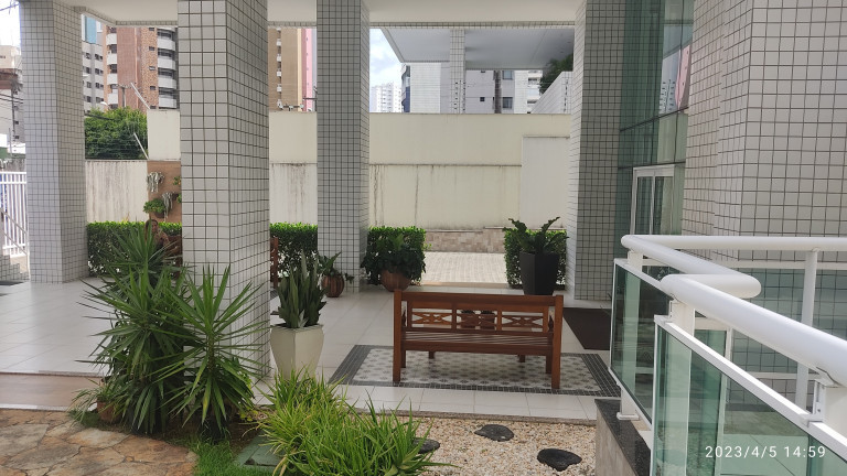 Imagem Apartamento com 2 Quartos à Venda,  em Meireles - Fortaleza