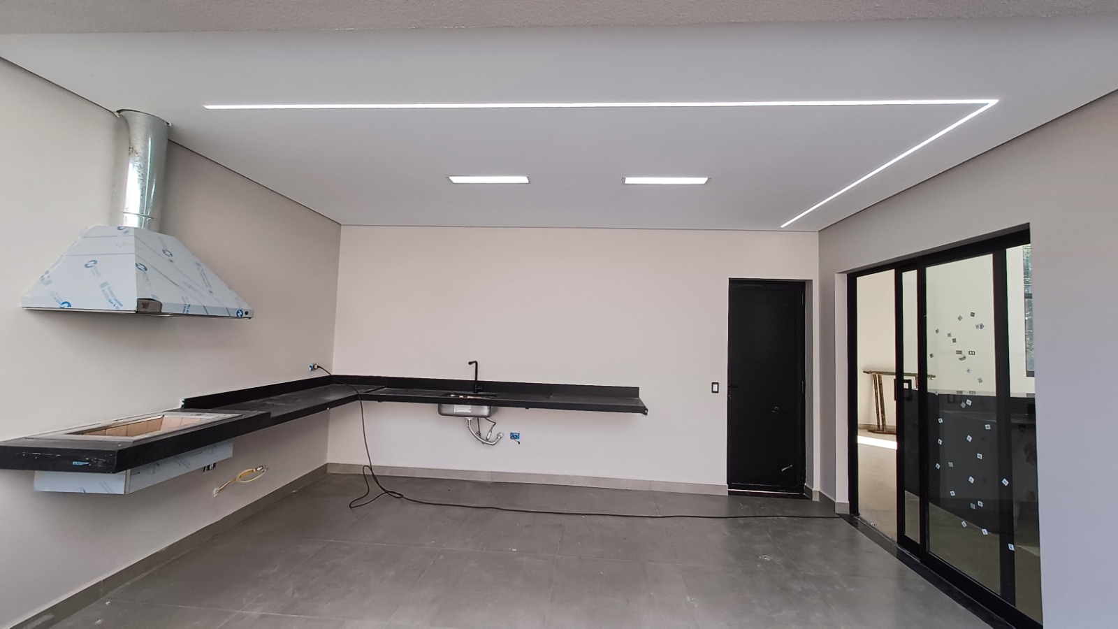 Imagem Casa de Condomínio com 3 Quartos à Venda, 194 m² em Tropicália Garden - Boituva