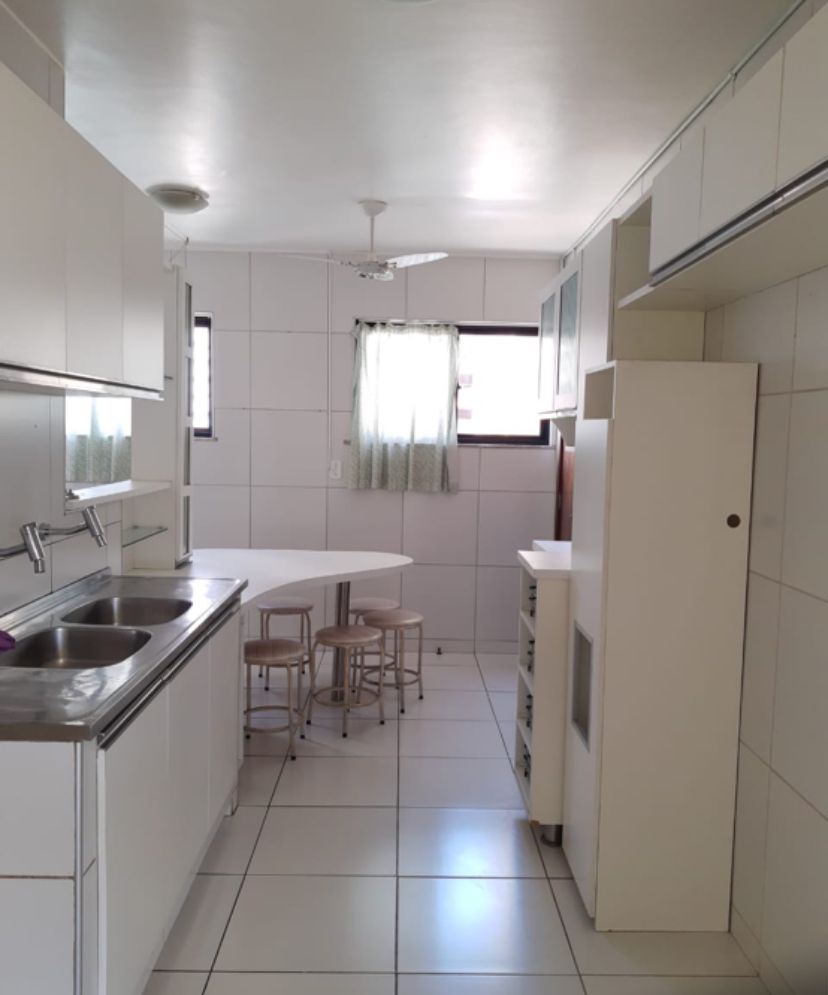 Imagem Apartamento com 3 Quartos à Venda, 125 m²em Cocó - Fortaleza