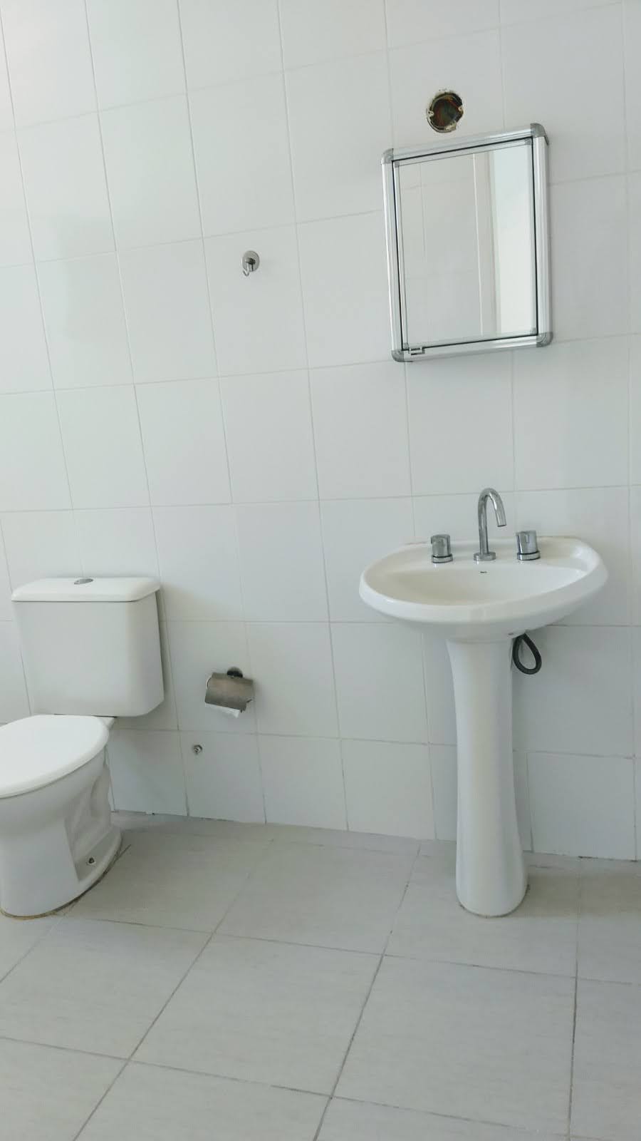 Imagem Casa de Condomínio com 1 Quarto para Alugar, 55 m²em Freguesia (Ilha do Governador) - Rio de Janeiro