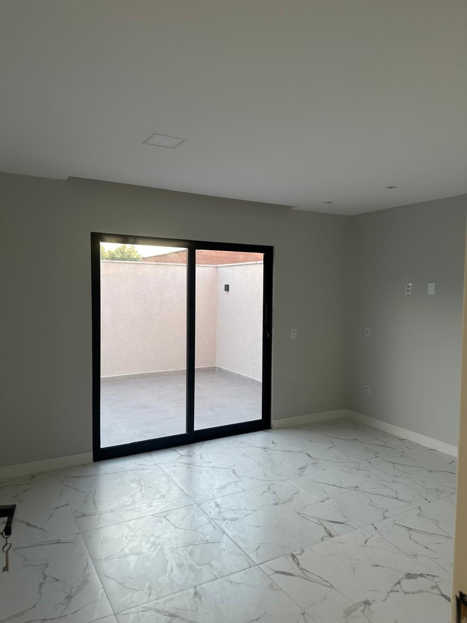 Imagem Casa de Condomínio com 5 Quartos à Venda, 200 m² em Campo Grande - Rio de Janeiro Imagem Casa de Condomínio com 5 Quartos à Venda, 200 m² em Campo Grande - Rio de Janeiro