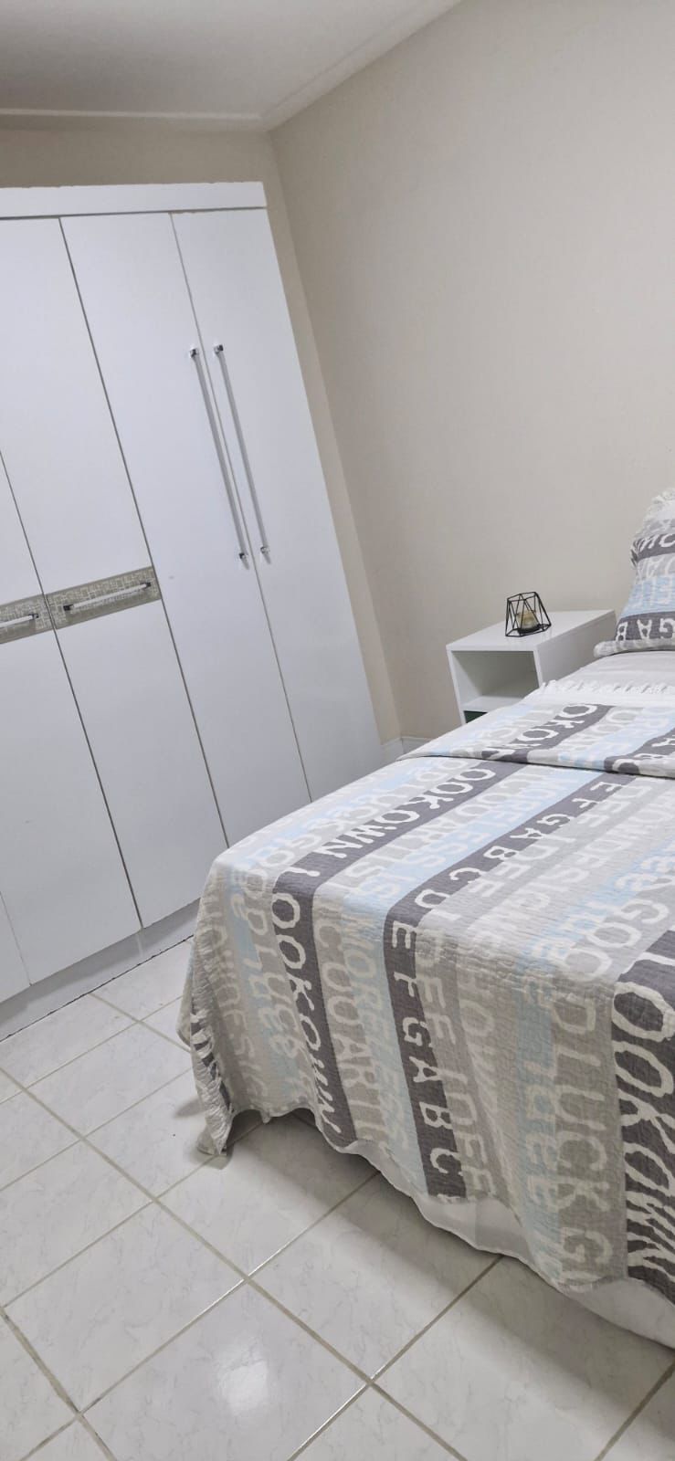 Imagem Apartamento com 3 Quartos à Venda, 95 m²em Costa Azul - Salvador