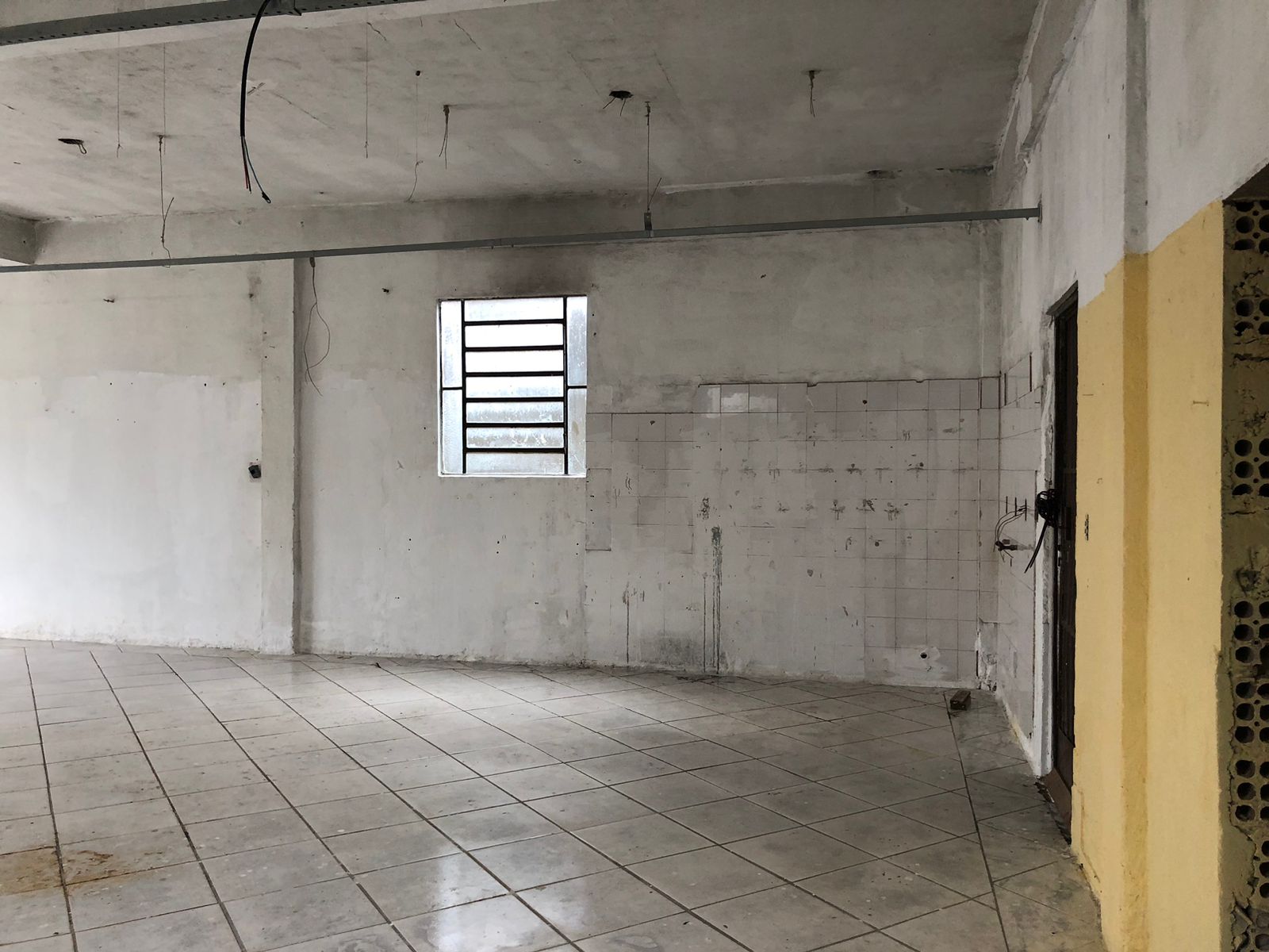 Imagem Sala Comercial para Alugar, 96 m²em Canudos - Novo Hamburgo