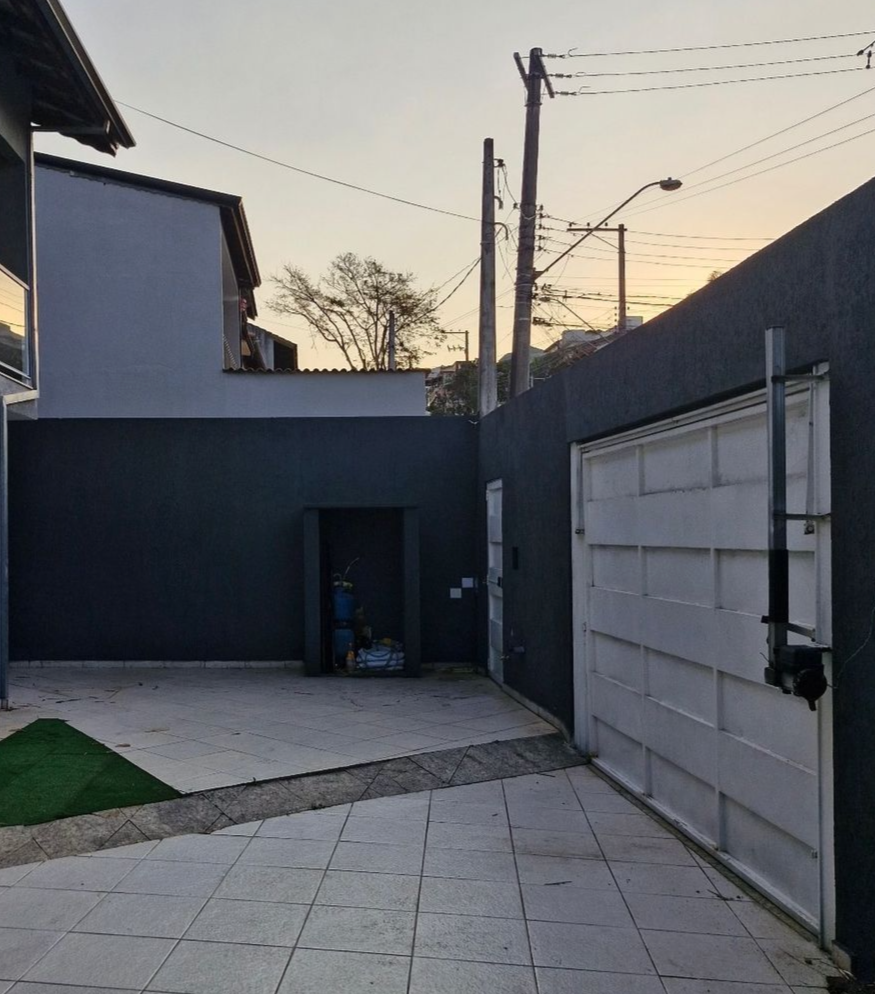 Imagem Sobrado com 4 Quartos à Venda, 277 m²em Jardim Nathalie - Mogi das Cruzes Imagem Sobrado com 4 Quartos à Venda, 277 m²em Jardim Nathalie - Mogi das Cruzes