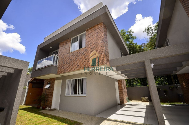 Imagem Sobrado com 3 Quartos à Venda, em Santa Cândida - Curitiba Imagem Sobrado com 3 Quartos à Venda, em Santa Cândida - Curitiba