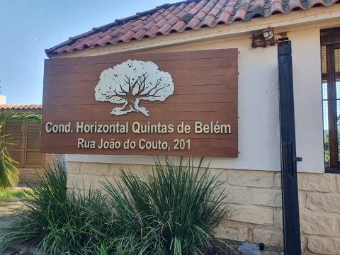 Imagem Terreno à Venda, 220 m² em Belém Velho - Porto Alegre Imagem Terreno à Venda, 220 m² em Belém Velho - Porto Alegre