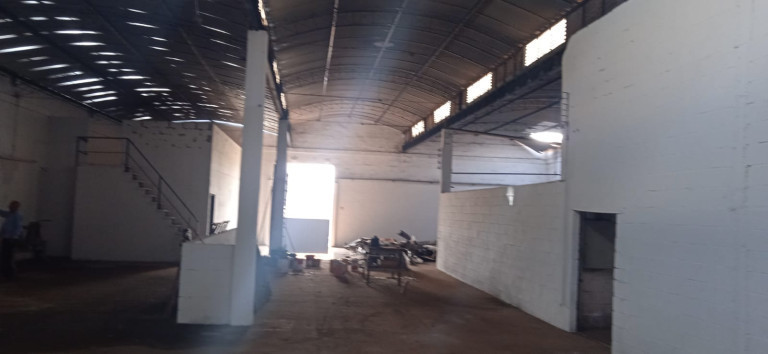 Imagem Galpão à Venda ou Locação, 980 m²em Vila Nossa Senhora de Lourdes - Aparecida de Goiânia