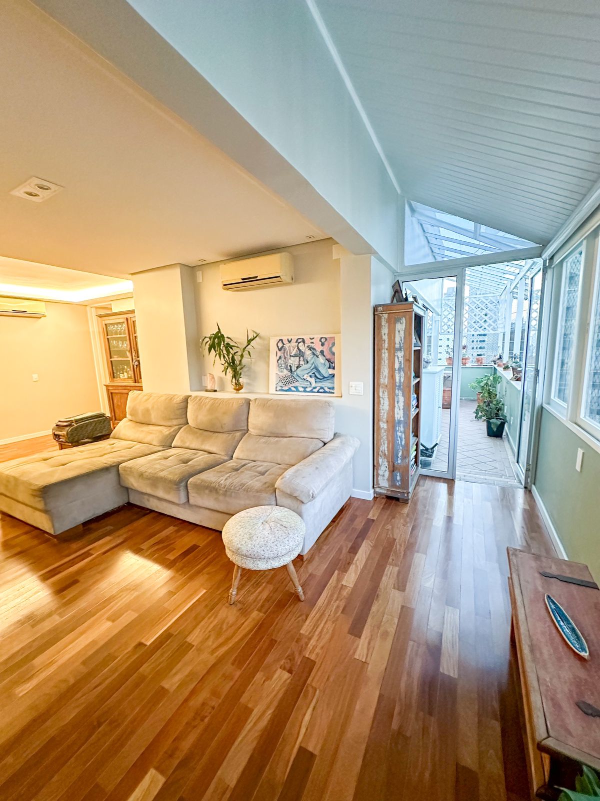 Imagem Apartamento com 2 Quartos à Venda, 130 m²em Itaim Bibi - São Paulo Imagem Apartamento com 2 Quartos à Venda, 130 m²em Itaim Bibi - São Paulo