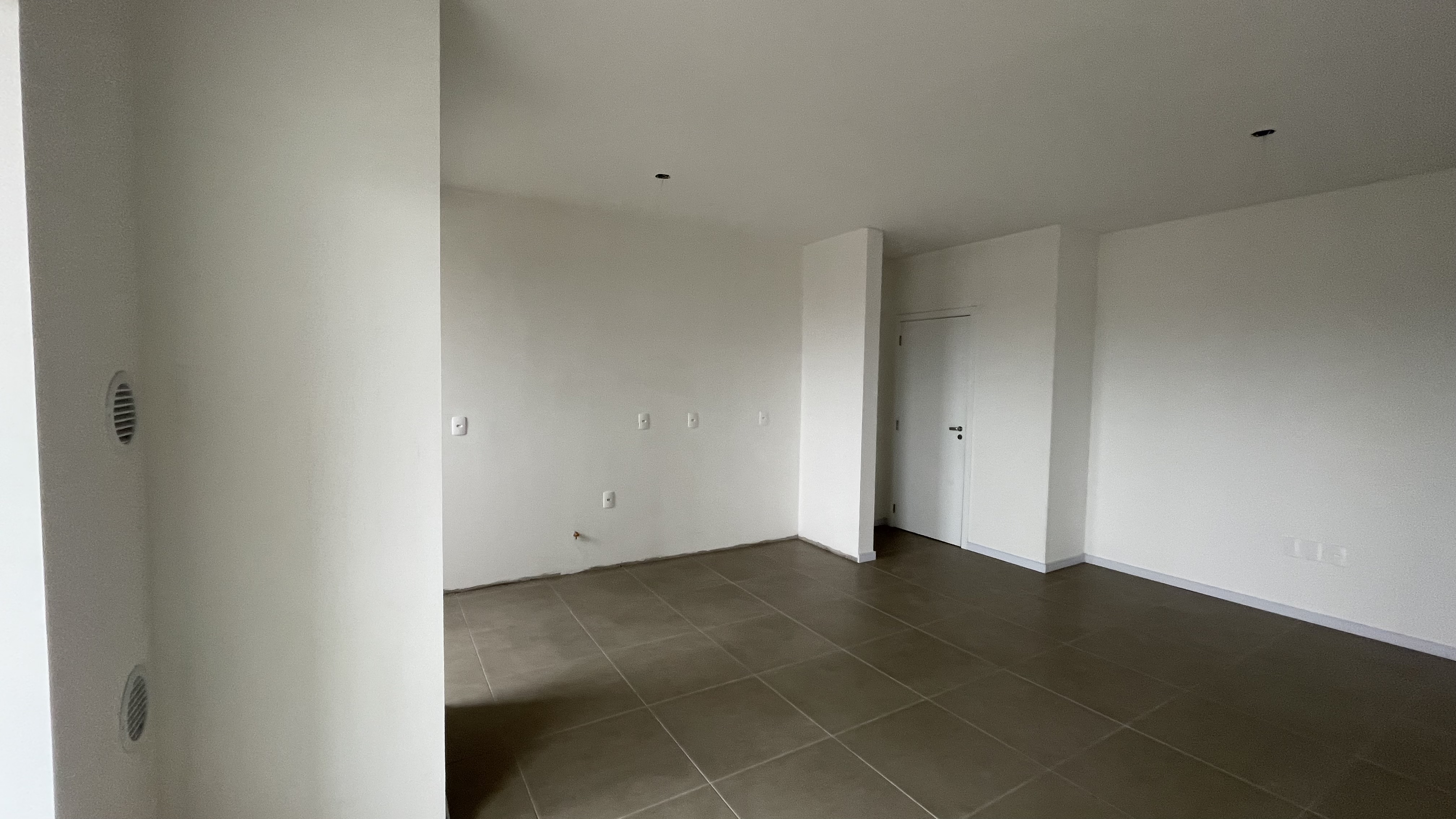 Imagem Apartamento com 2 Quartos à Venda, 62 m²em Comasa - Joinville