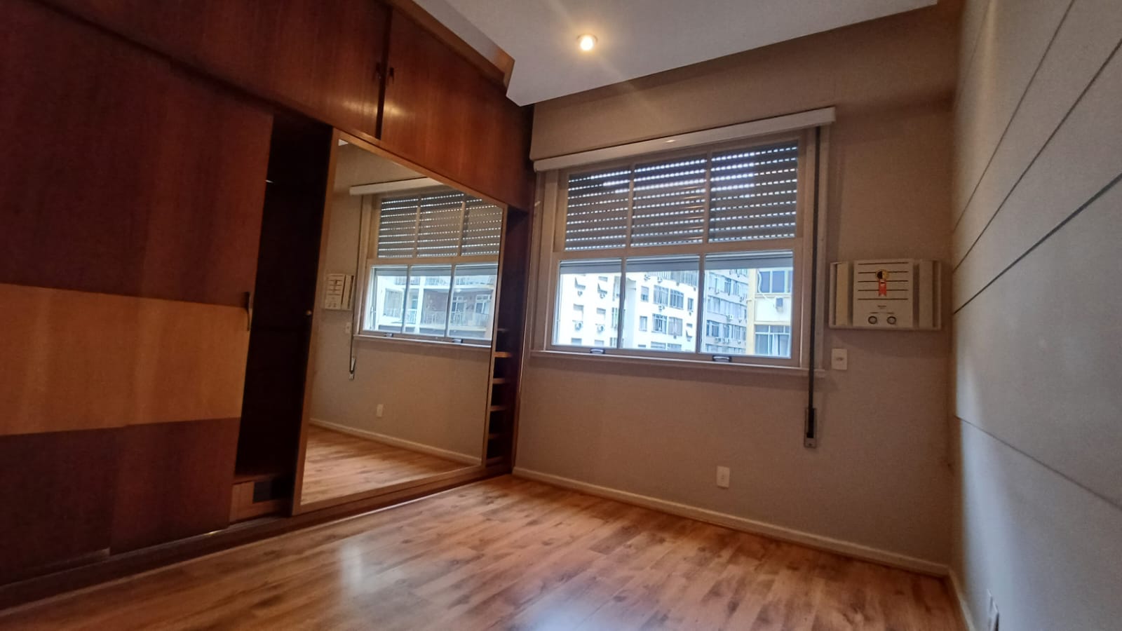 Imagem Apartamento com 3 Quartos à Venda, 87 m²em Copacabana - Rio de Janeiro
