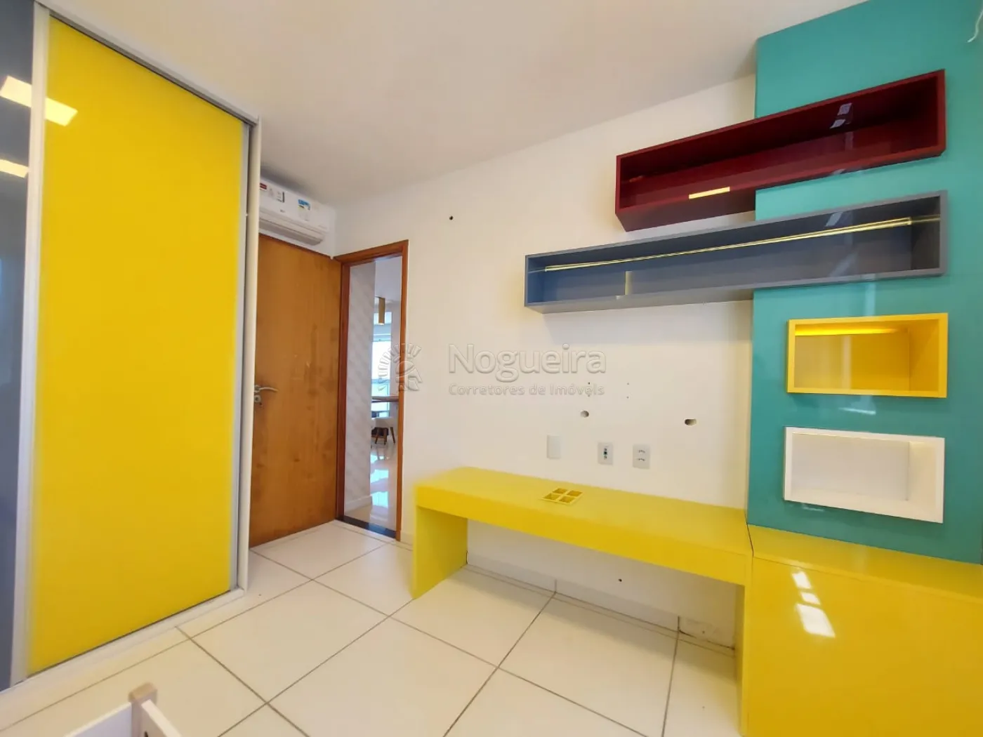 Imagem Apartamento com 2 Quartos à Venda, 74 m²em Candeias - Jaboatão dos Guararapes Imagem Apartamento com 2 Quartos à Venda, 74 m²em Candeias - Jaboatão dos Guararapes