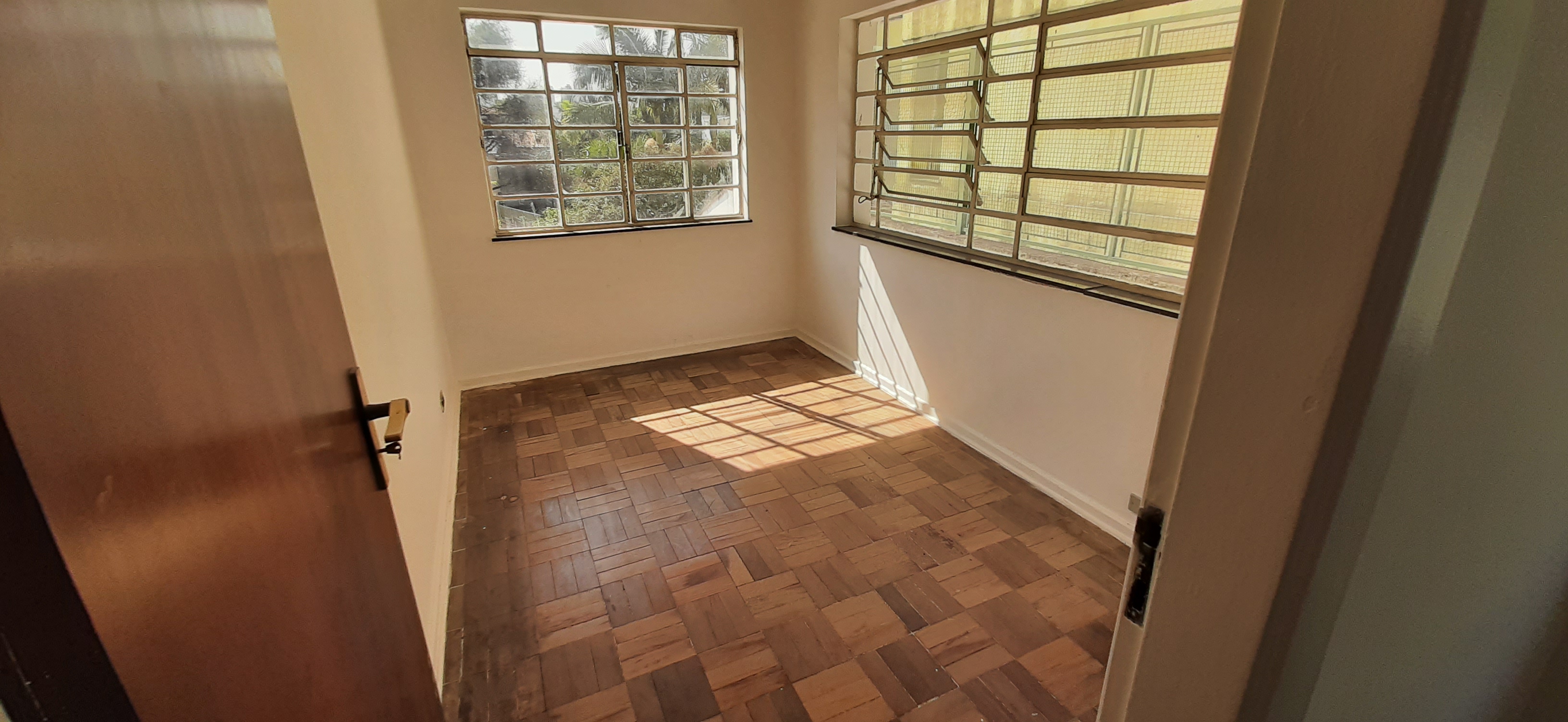 Imagem Sobrado com 4 Quartos à Venda, 312 m²em Sumaré - São Paulo Imagem Sobrado com 4 Quartos à Venda, 312 m²em Sumaré - São Paulo