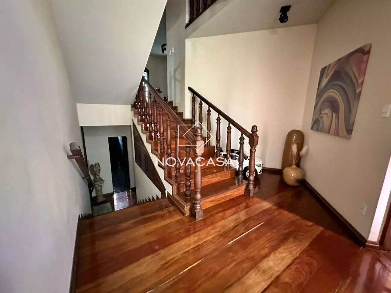 Imagem Casa com 5 Quartos à Venda, 625 m² em Santa Branca - Belo Horizonte Imagem Casa com 5 Quartos à Venda, 625 m² em Santa Branca - Belo Horizonte