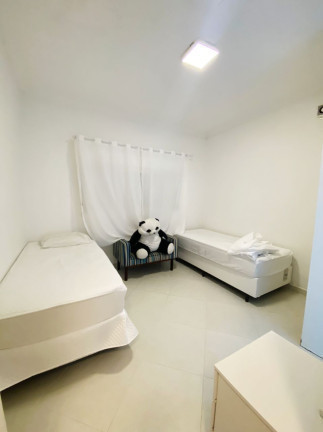 Imagem Casa de Condomínio com 6 Quartos para Temporada, 372 m²em Costa do Sol - Bertioga