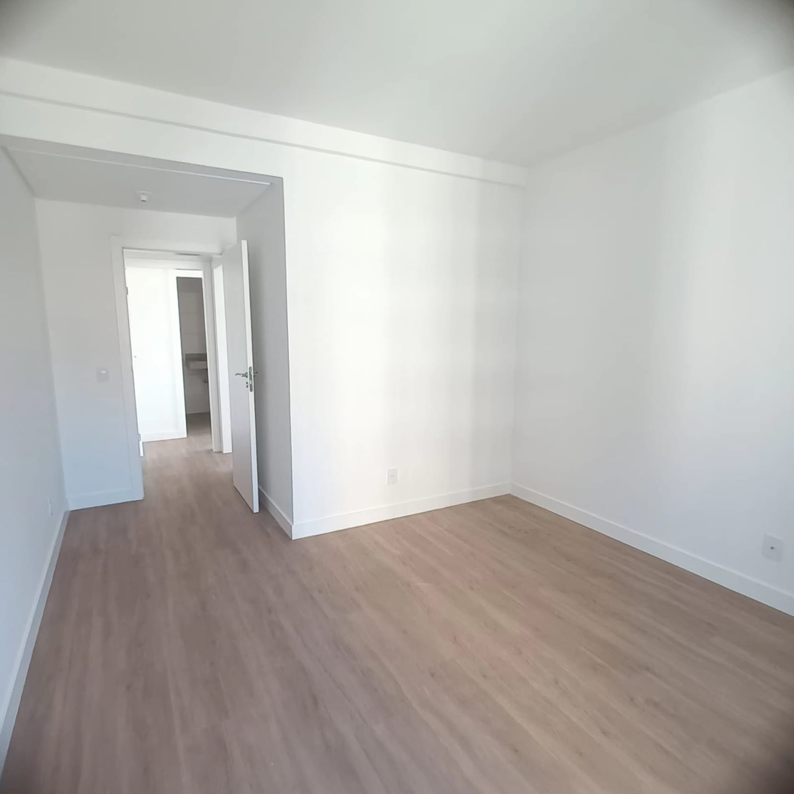 Imagem Apartamento com 3 Quartos à Venda, 100 m²em Centro - Florianópolis