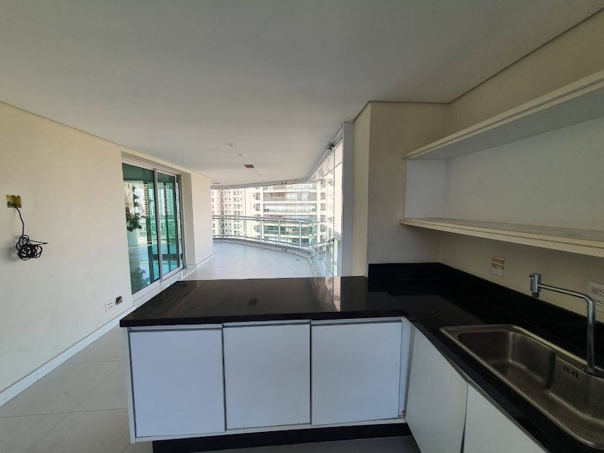 Imagem Apartamento com 4 Quartos à Venda, 402 m²em Barra da Tijuca - Rio de Janeiro