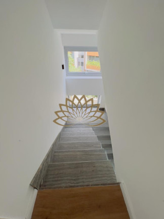 Imagem Casa de Condomínio com 3 Quartos à Venda, 404 m²em Jardim Sílvia (Zona Oeste) - São Paulo Imagem Casa de Condomínio com 3 Quartos à Venda, 404 m²em Jardim Sílvia (Zona Oeste) - São Paulo