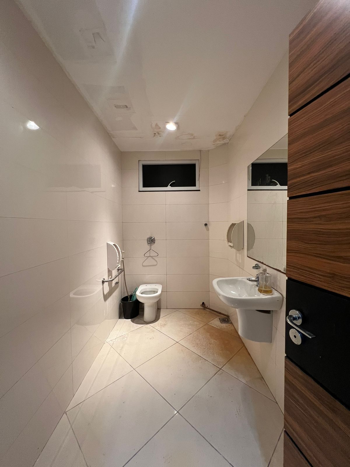 Imagem Ponto Comercial para Alugar, 2 m²em Pedreira - Belém Imagem Ponto Comercial para Alugar, 2 m²em Pedreira - Belém