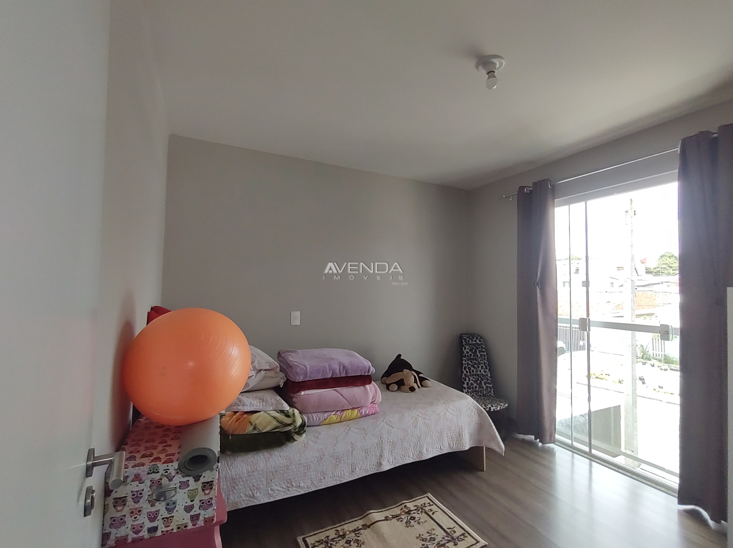 Imagem Sobrado com 3 Quartos à Venda, 112 m²em Bairro Alto - Curitiba