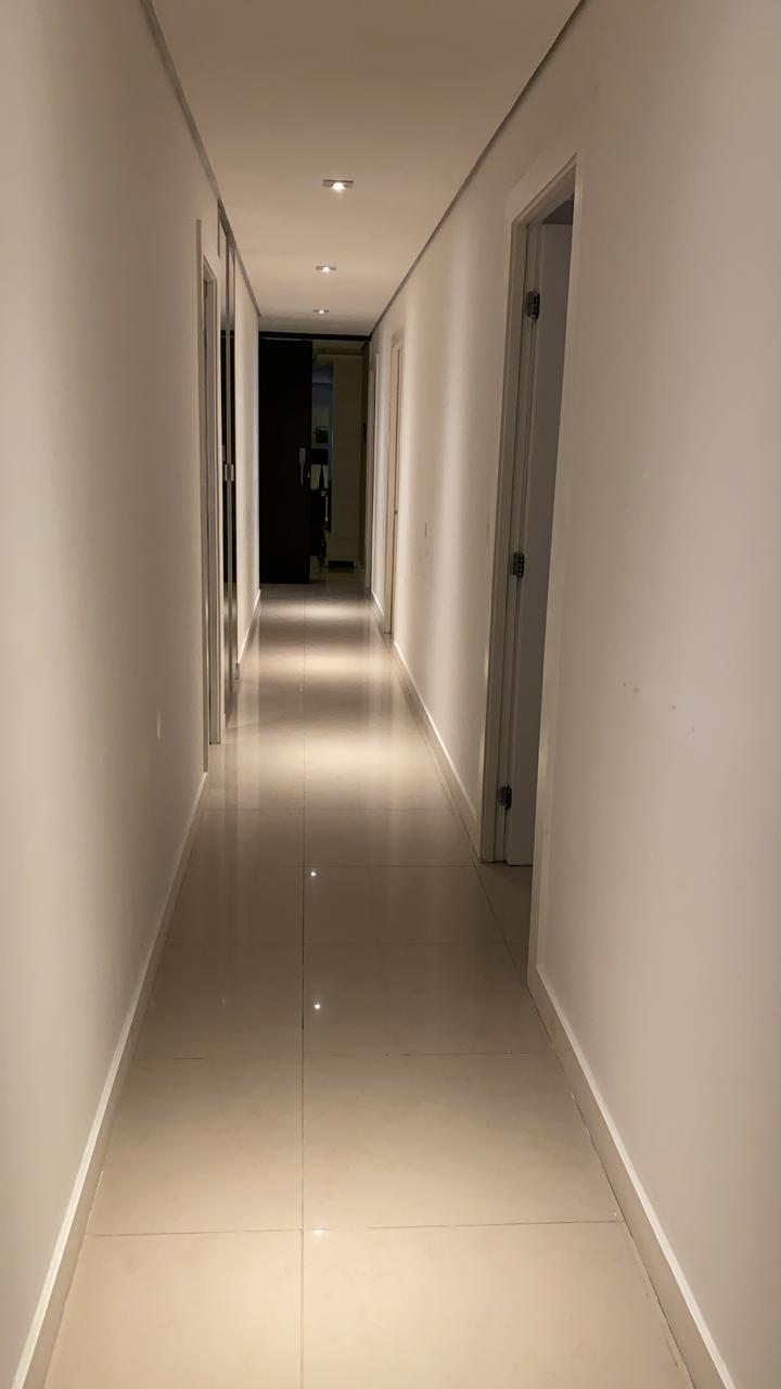 Imagem Apartamento com 5 Quartos à Venda, 350 m²em Meireles - Fortaleza