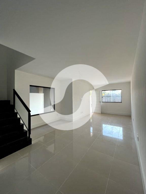 Imagem Casa com 3 Quartos à Venda, 150 m² em Itaipu - Niterói Imagem Casa com 3 Quartos à Venda, 150 m² em Itaipu - Niterói