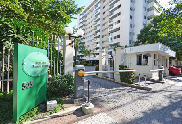 Imagem Apartamento com 2 Quartos à Venda, 64 m² em Camorim - Rio de Janeiro