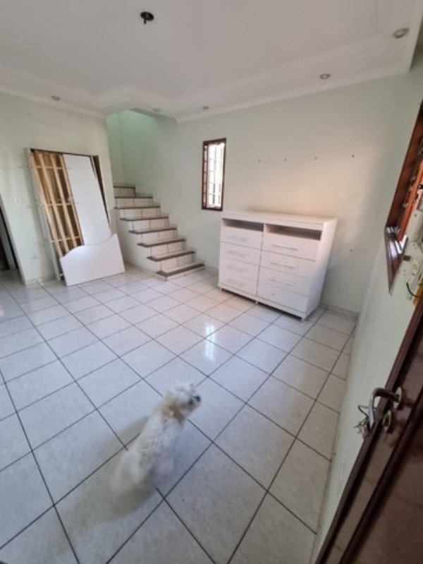 Imagem Casa com 2 Quartos para Alugar, 109 m²em Piqueri - São Paulo