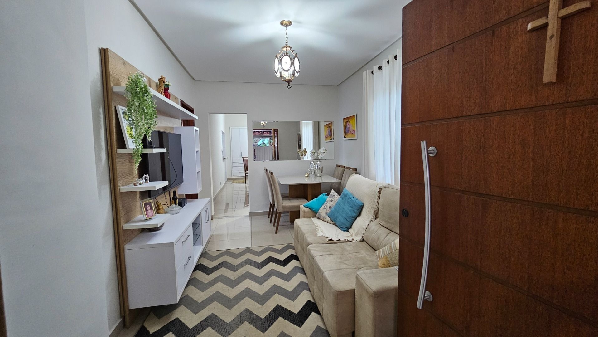 Imagem Casa com 2 Quartos à Venda, 95 m² em Santa Luzia - Juiz de Fora Imagem Casa com 2 Quartos à Venda, 95 m² em Santa Luzia - Juiz de Fora