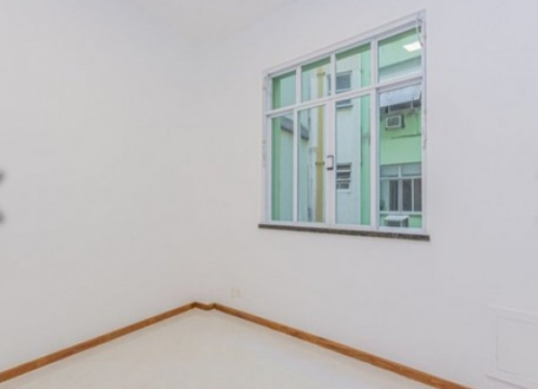 Imagem Apartamento com 1 Quarto à Venda, 31 m² em Copacabana - Rio de Janeiro