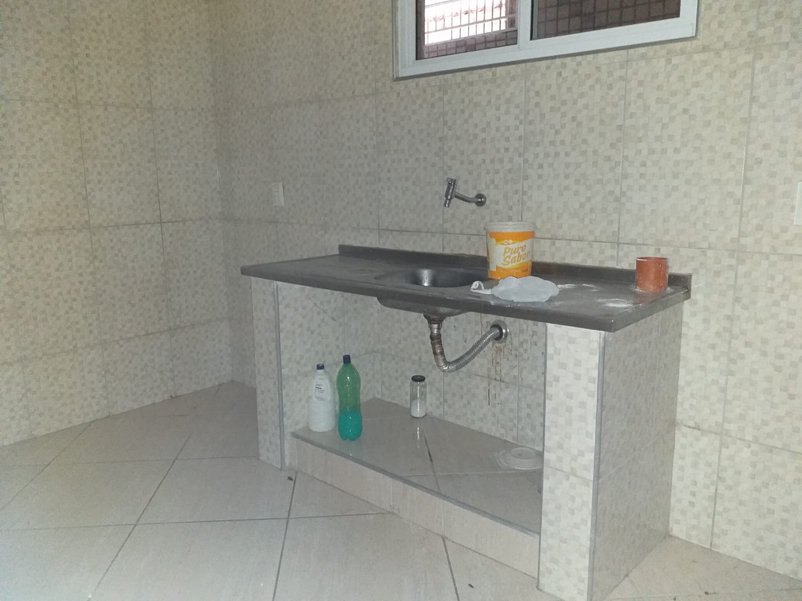Imagem Casa com 3 Quartos à Venda, 300 m²em Sapiranga-Coité - Fortaleza Imagem Casa com 3 Quartos à Venda, 300 m²em Sapiranga-Coité - Fortaleza