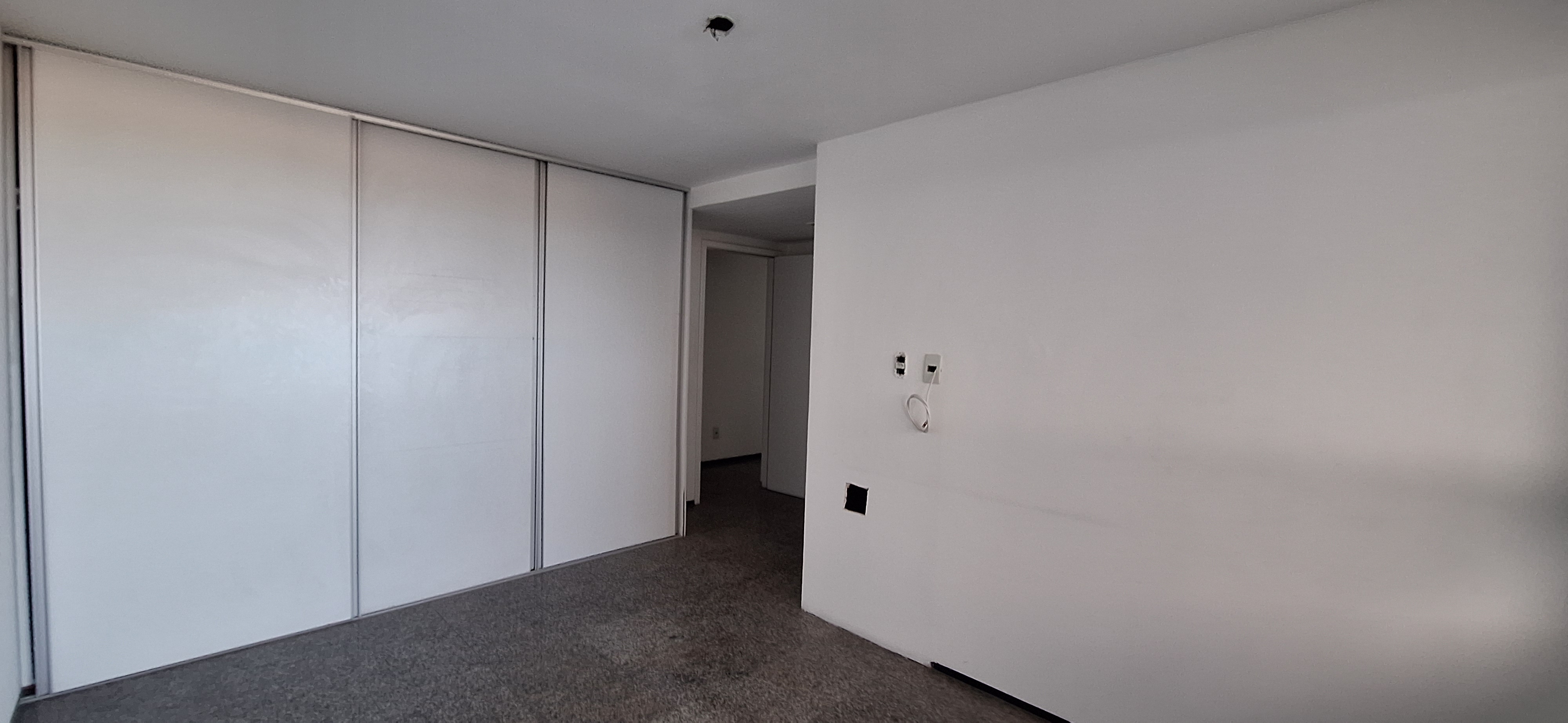 Imagem Apartamento com 4 Quartos à Venda, 225 m²em Meireles - Fortaleza Imagem Apartamento com 4 Quartos à Venda, 225 m²em Meireles - Fortaleza