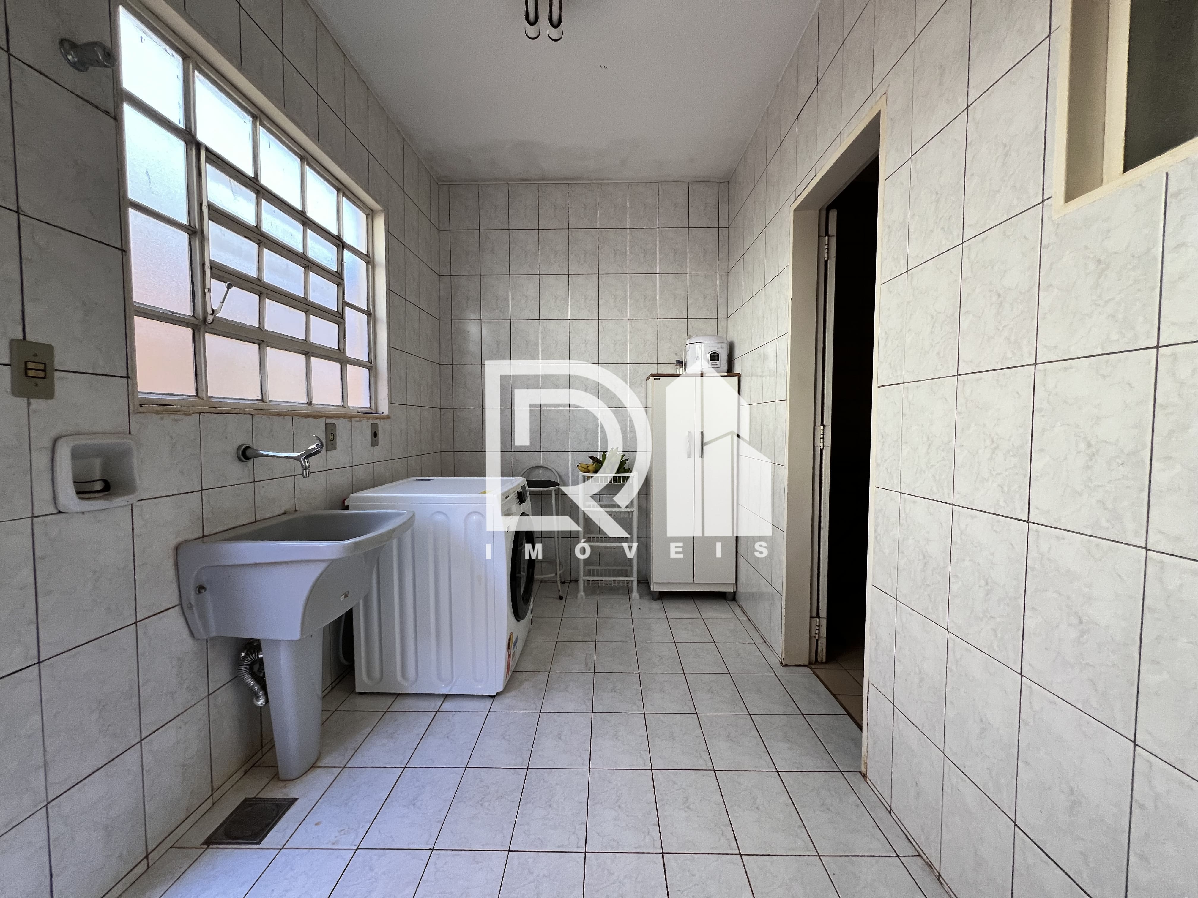 Imagem Casa com 5 Quartos à Venda, 604 m² em Setor Habitacional Jardim Botânico - Brasília