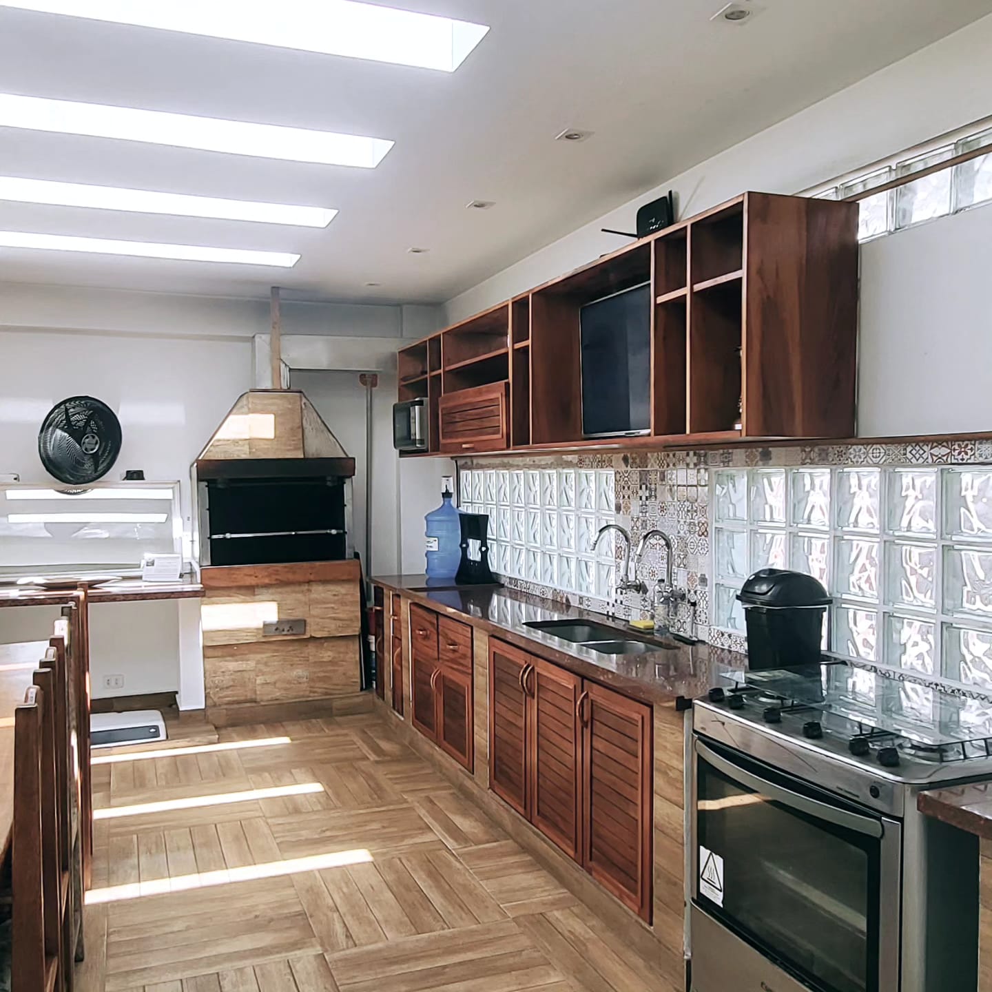 Imagem Casa com 9 Quartos à Venda, 350 m²em Perequê Açu - Ubatuba