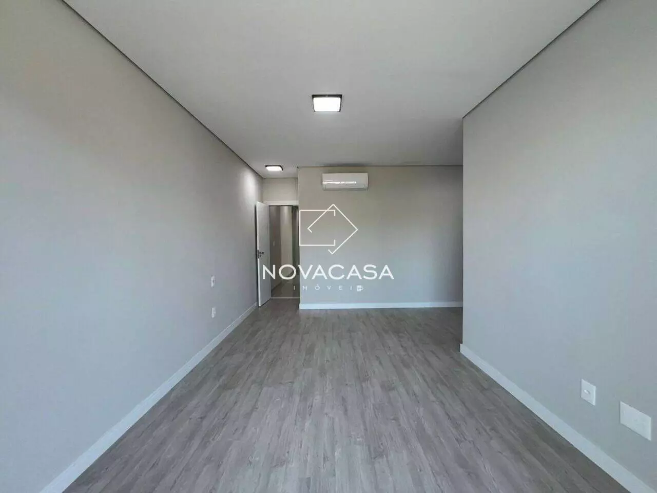 Imagem Casa com 4 Quartos à Venda, 150 m² em Planalto - Belo Horizonte Imagem Casa com 4 Quartos à Venda, 150 m² em Planalto - Belo Horizonte
