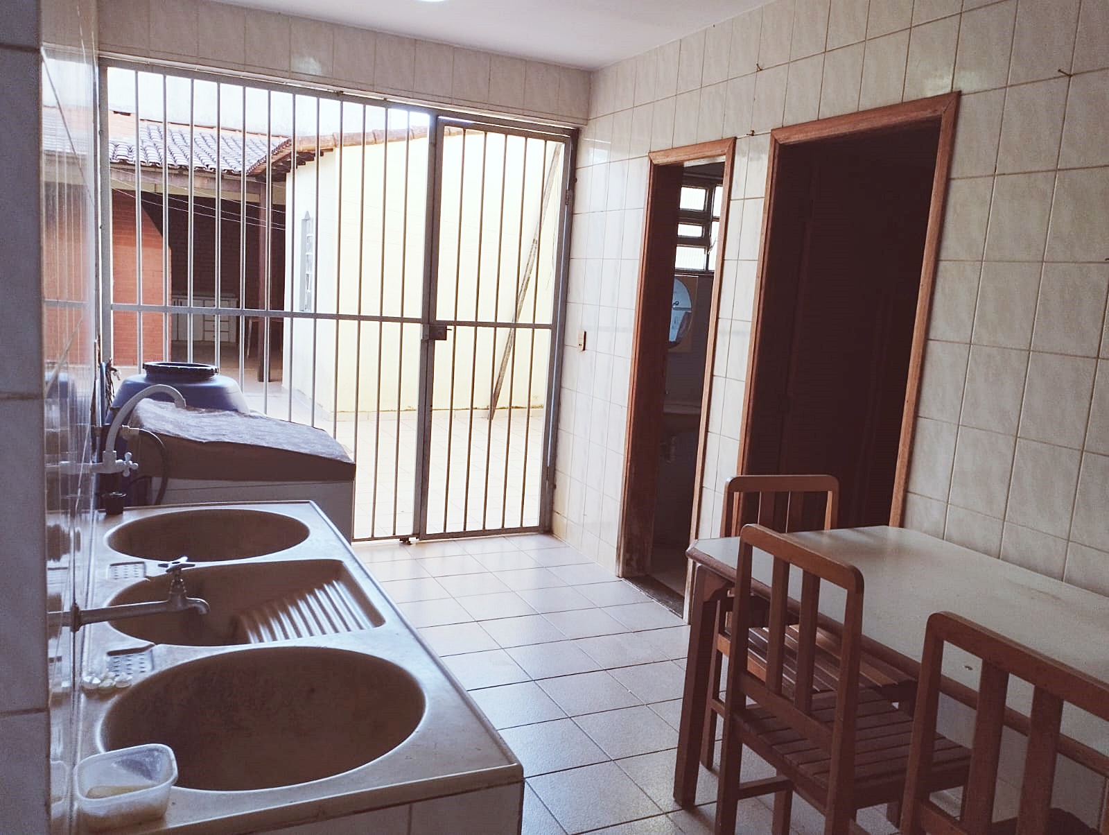 Imagem Sobrado com 5 Quartos à Venda ou Temporada, 587 m²em Taguatinga Norte (Taguatinga) - Brasília