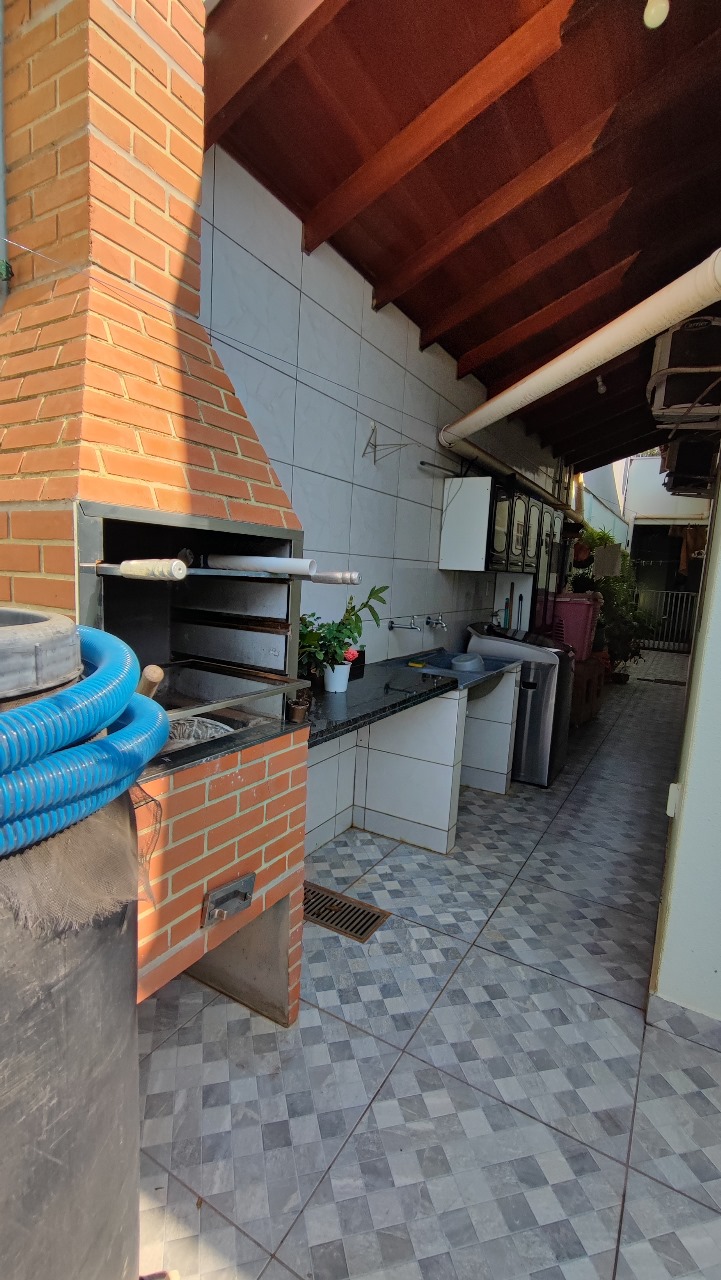 Imagem Casa com 3 Quartos à Venda, 200 m²em Parque Residencial dos Girassóis - Campo Grande Imagem Casa com 3 Quartos à Venda, 200 m²em Parque Residencial dos Girassóis - Campo Grande