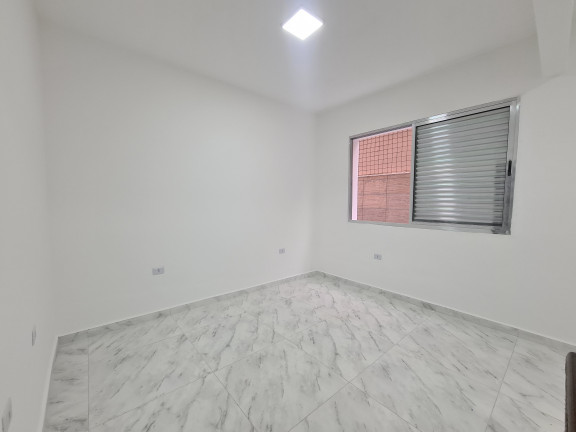 Imagem Kitnet com 1 Quarto à Venda, 30 m² em Guilhermina - Praia Grande Imagem Kitnet com 1 Quarto à Venda, 30 m² em Guilhermina - Praia Grande