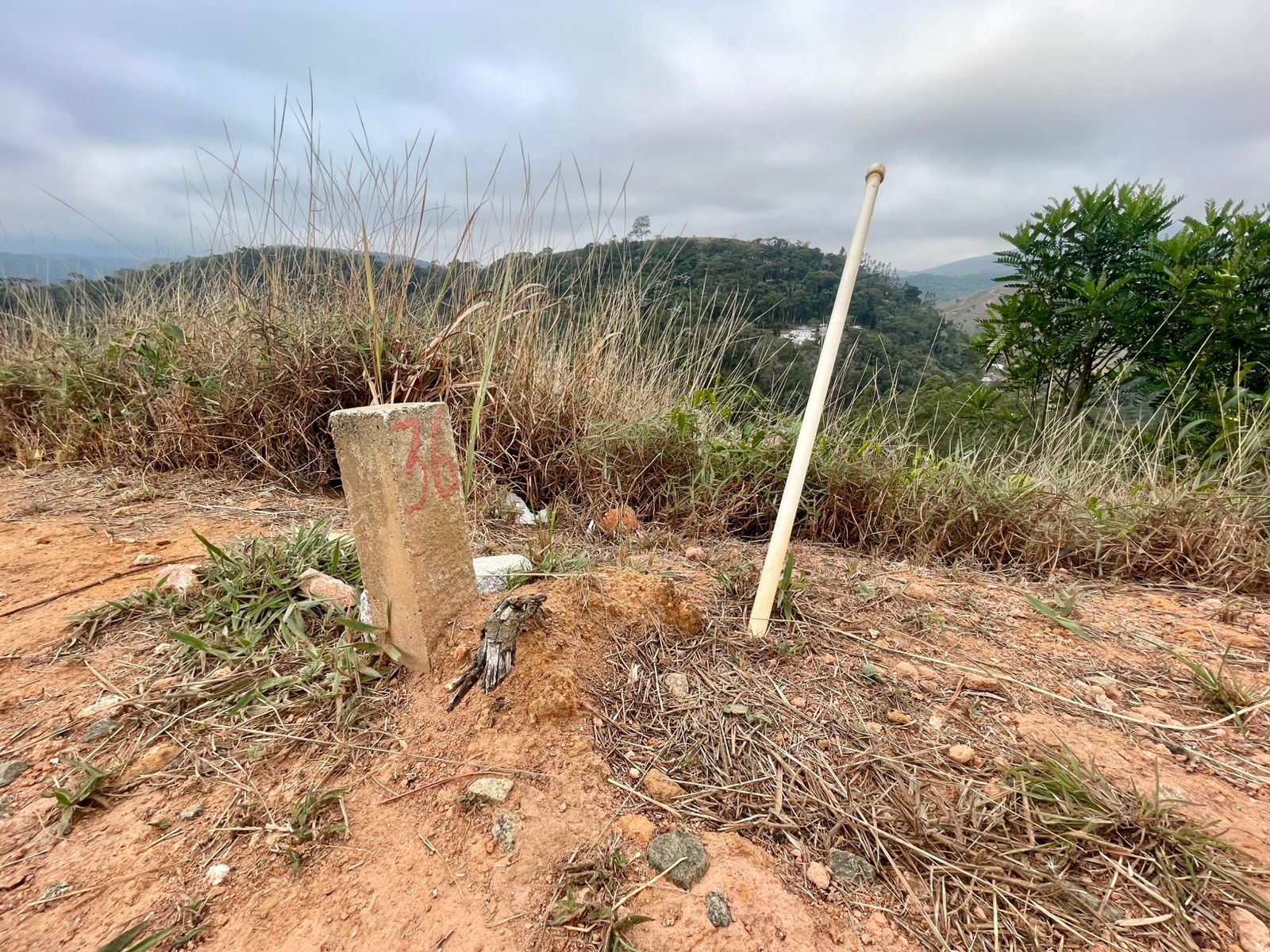 Imagem Terreno em Condomínio à Venda, 1 m²em Pessegueiros - Teresópolis