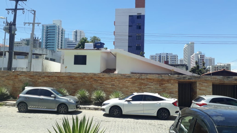 Imagem Casa com 6 Quartos à Venda ou Locação, 289 m² em Piedade - Jaboatão dos Guararapes Imagem Casa com 6 Quartos à Venda ou Locação, 289 m² em Piedade - Jaboatão dos Guararapes