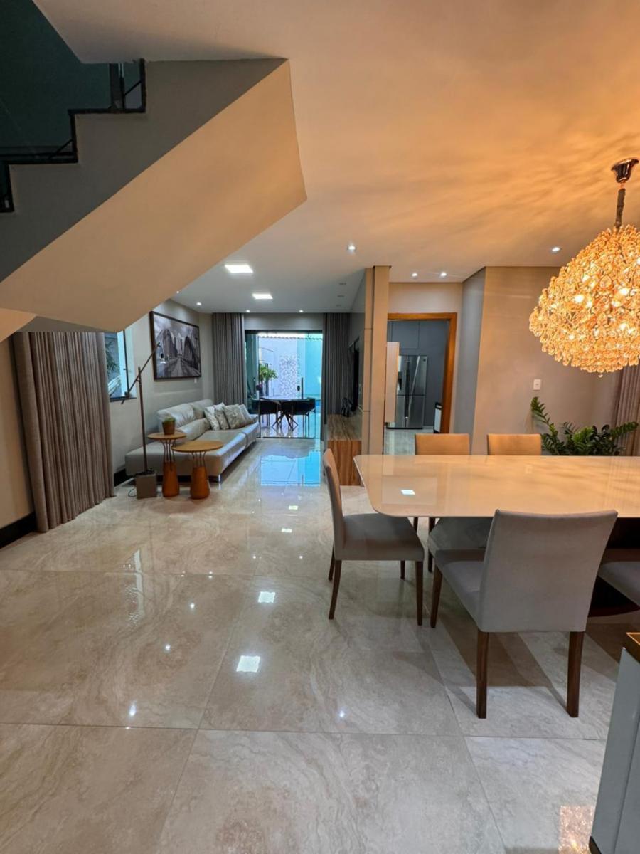 Imagem Casa com 3 Quartos à Venda, 213 m² em Santa Amélia - Belo Horizonte Imagem Casa com 3 Quartos à Venda, 213 m² em Santa Amélia - Belo Horizonte