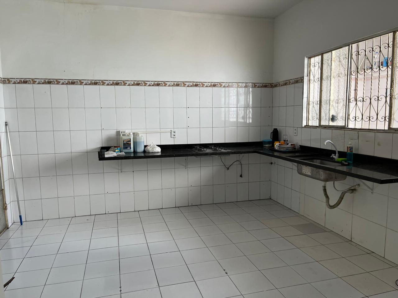 Imagem Casa com 3 Quartos à Venda ou Locação, 282 m²em Parque 10 de Novembro - Manaus